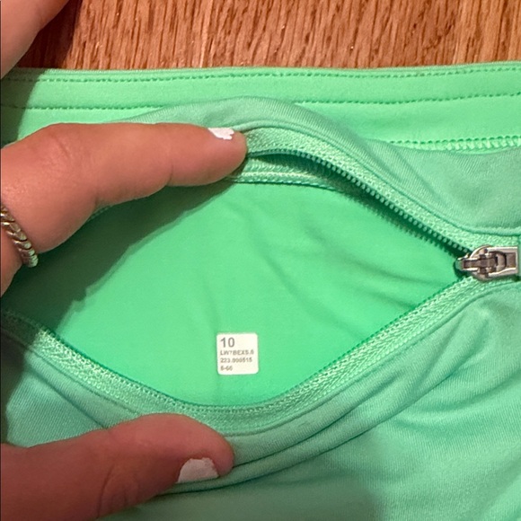 Lululemon Athletica Light Green Speed Up 4in HR - Picture 4 of 5